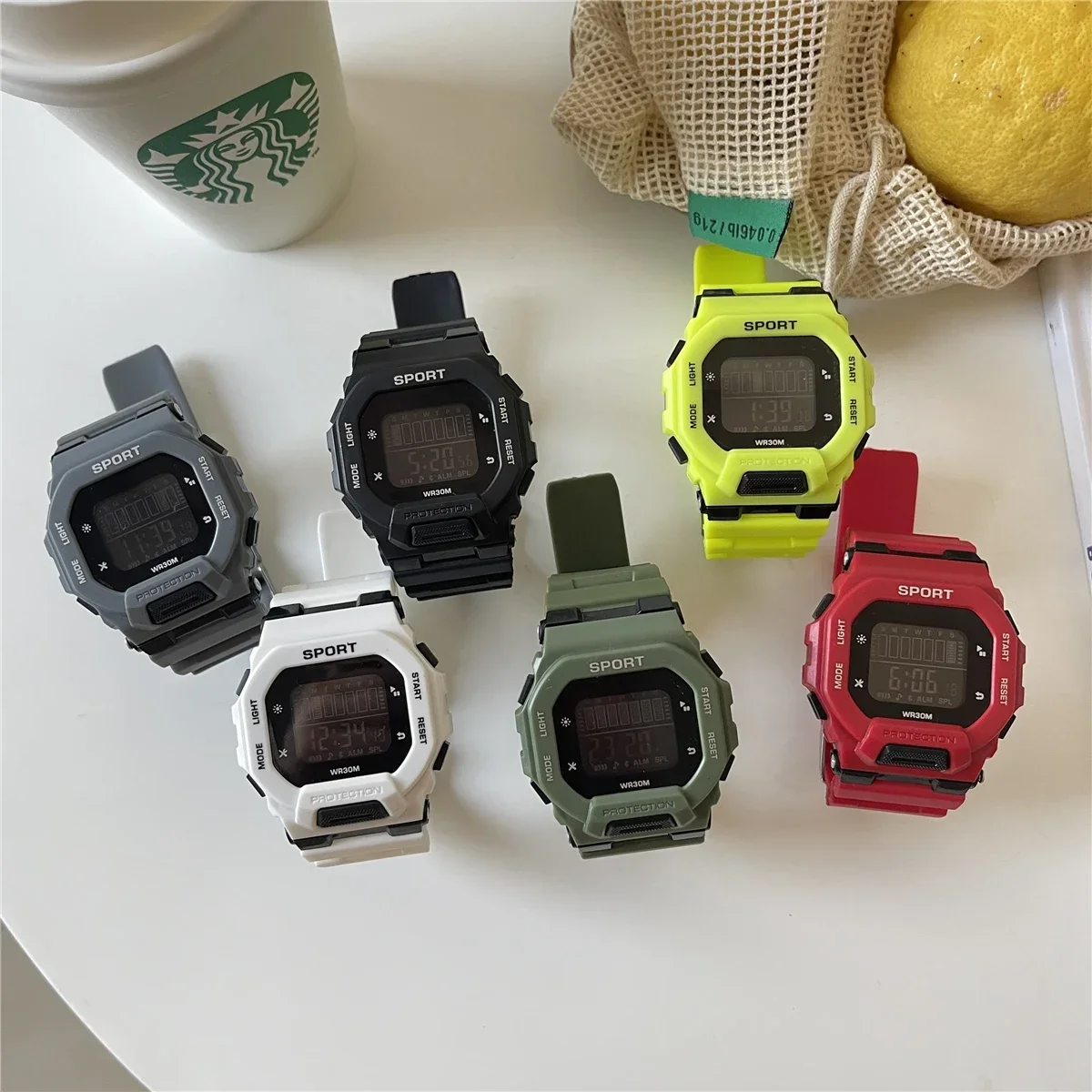 New Children Electronic Watch Youth Sports Shock Waterproof Large Dial Digital Wristwatch for Male Female Students Wholesales