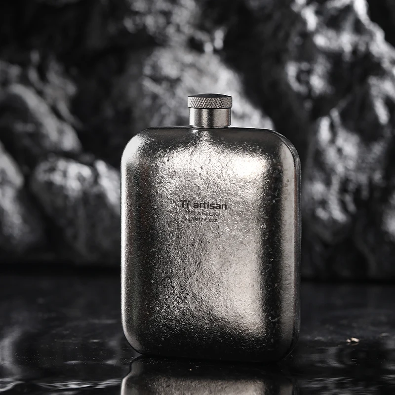 Titanium Flask Ultralight 6fl oz/170ml Hip Flask Canteen Lightweight Compact Outdoor Camping Flask With Cloth Case & Funnel