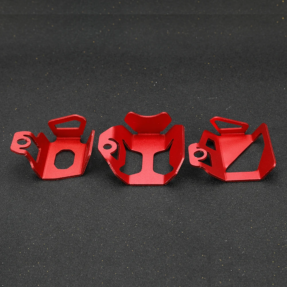 

FOR Ducati Desert X DesertX 2021-2023 2024 2025 Motorcycle Rear Brake Fluid Reservoir Guard Cover Protector Oil Cup Cap Guard