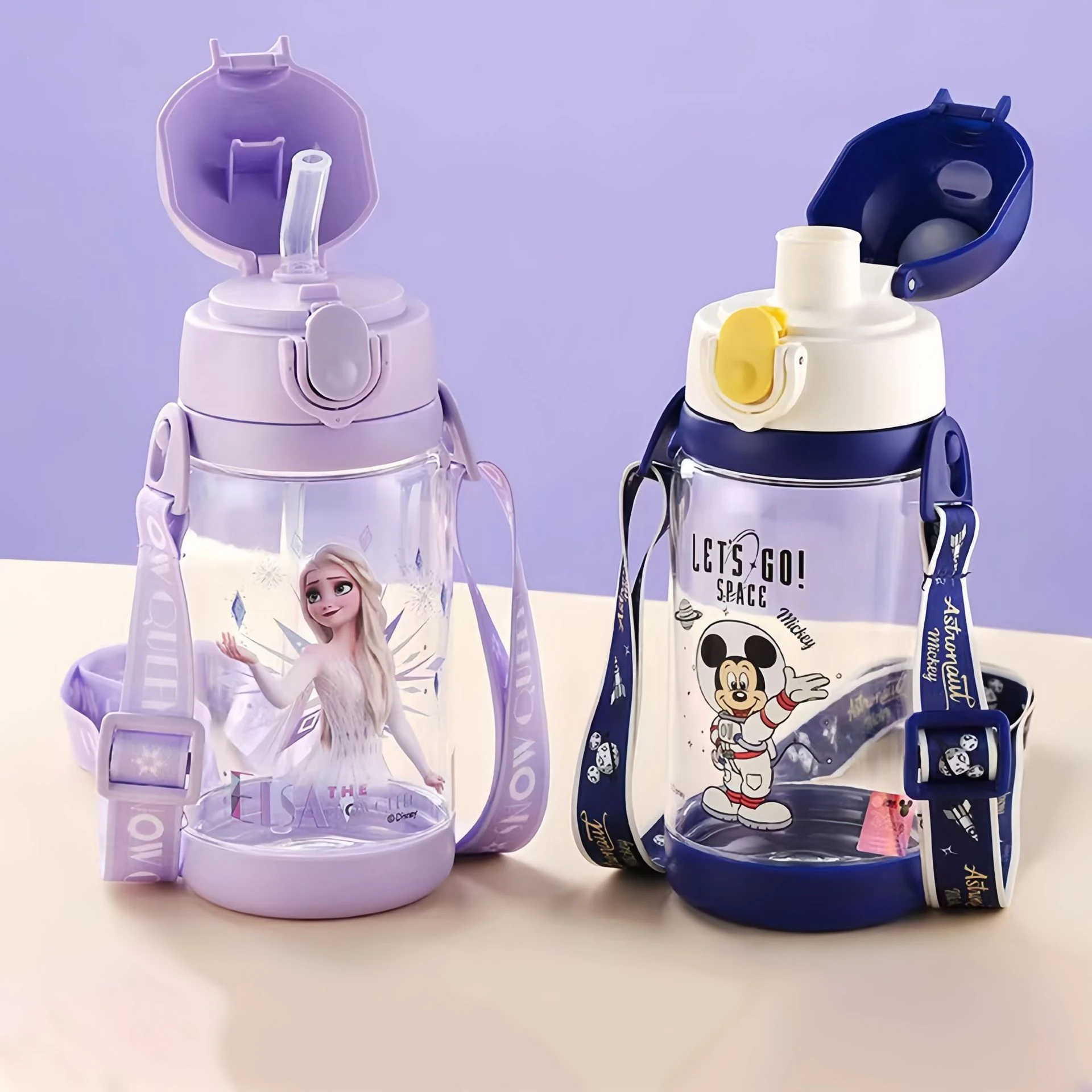 

MINISO Disney's Anime Elsa Cute Children's Double-lid Summer Water Cups with Straws Portable to school Food Grade Plastic Cup