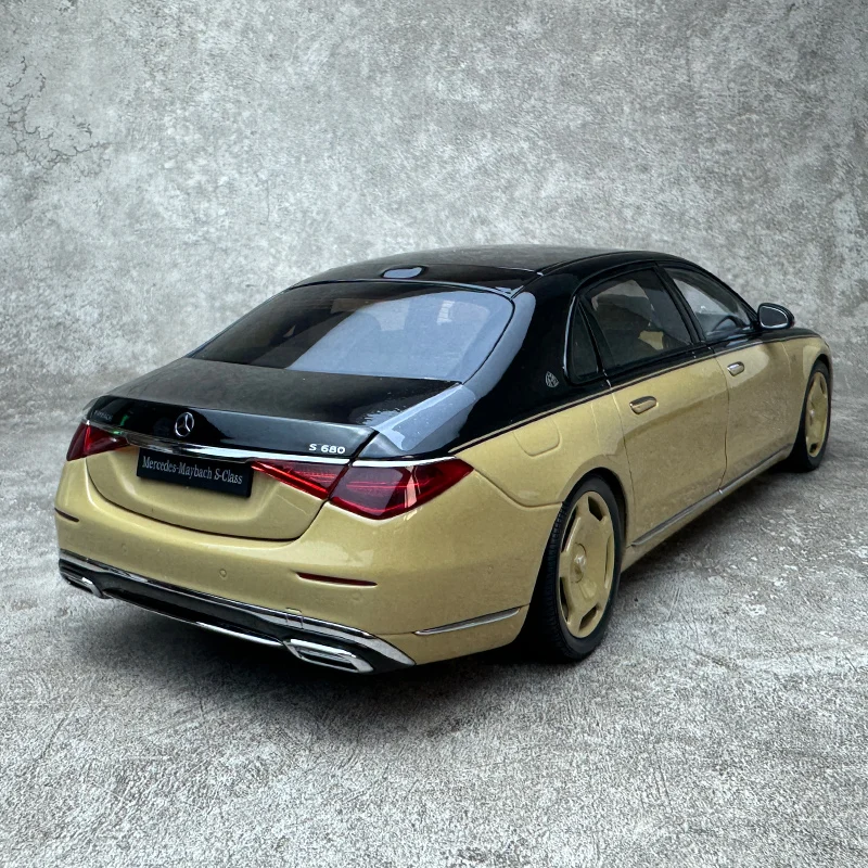 Almost Real AR 1/18 for Maybach S-Class S680 2021 car model Limited personal collection company gift display Static ornament Car