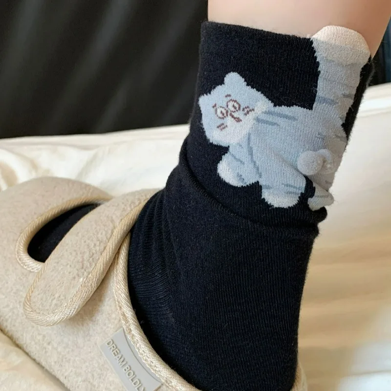 

1/4Pairs Cotton Cat Balls Socks Girls Lolita Black White Cartoon Cat Animal Print Socks Funny Breathable Cute Mid-tube Stockings