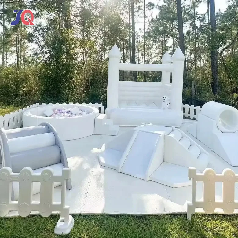 Oferta Especial: Set de Juego Suave de Alta Calidad con Piscina de Bolas Blanca, Castillo Hinchable y Túnel para Niños, Uso Interior y Exterior, Ideal para Bodas, Fiestas y Escuelas