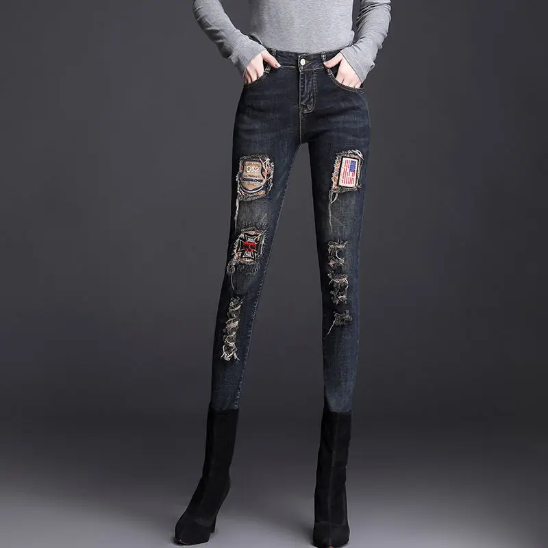 

Fleece Thickened Women's 2025 Autumn and Winter New High-waisted Slim-fit Embroidered Elastic Ripped Cargo Pants Bootcut Jeans