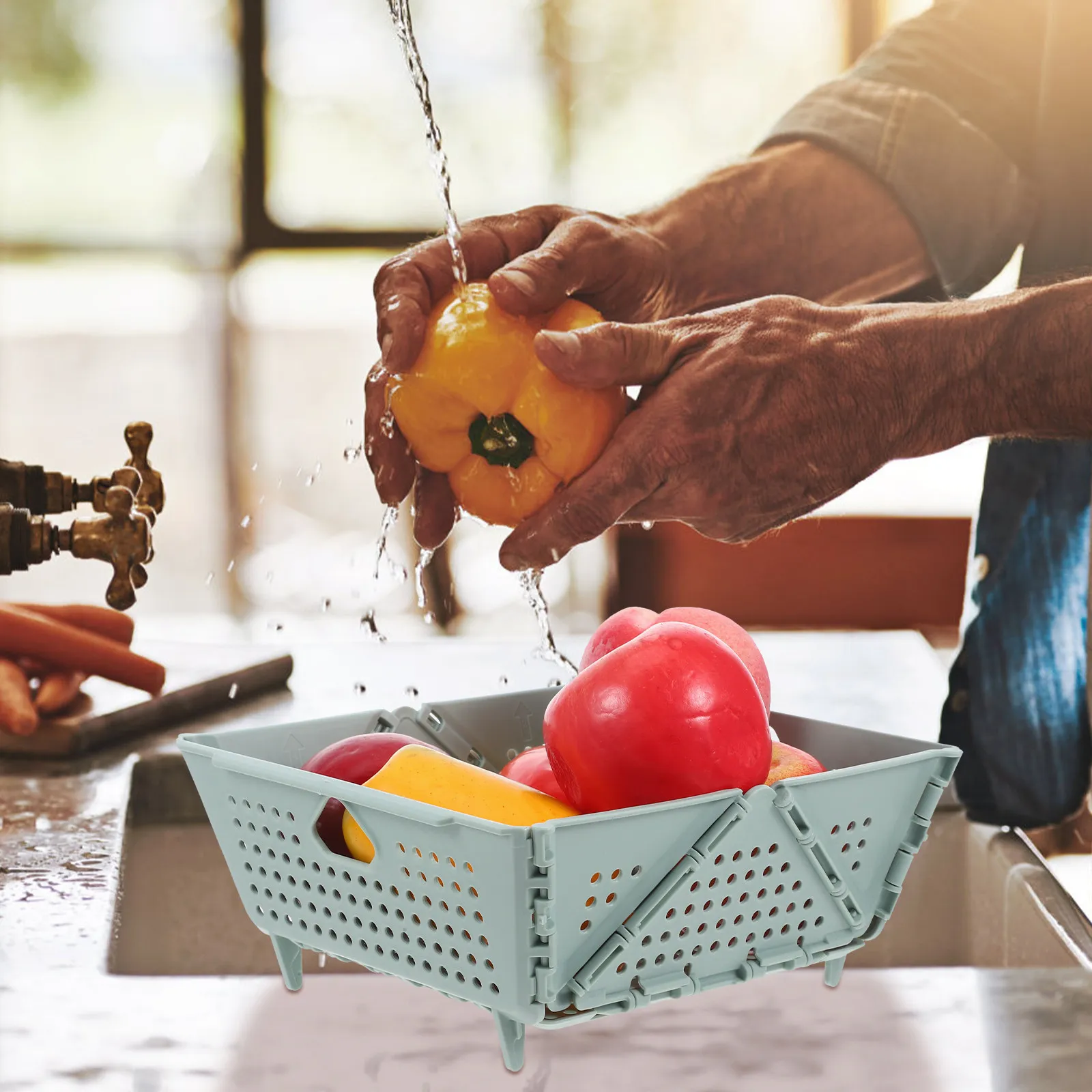 Collapsible Vegetable Basket Foldable Fruit Strainer Portable Kitchen Sink Basin Multi Functional Drain Basket for Pasta Rinsing