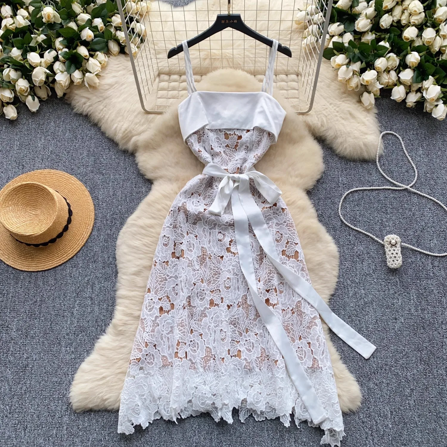 

Runway Summer Hollow Out Water Soluble Lace Dress Women's Spaghetti Strap Ruffles Embroidery Flower Sashes Prom Party Vestidos