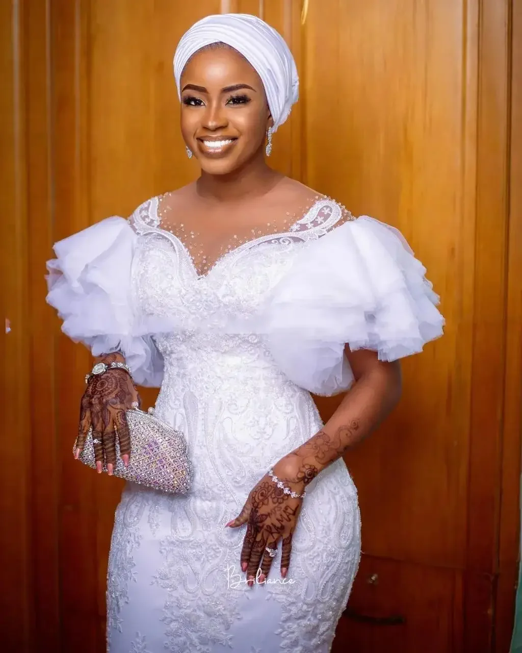 تخصيص الخامس الرقبة تسلق الخرز يزين حورية البحر فستان الزفاف رداء دي ماري 2025 العربية حديقة خمر فستان زفاف