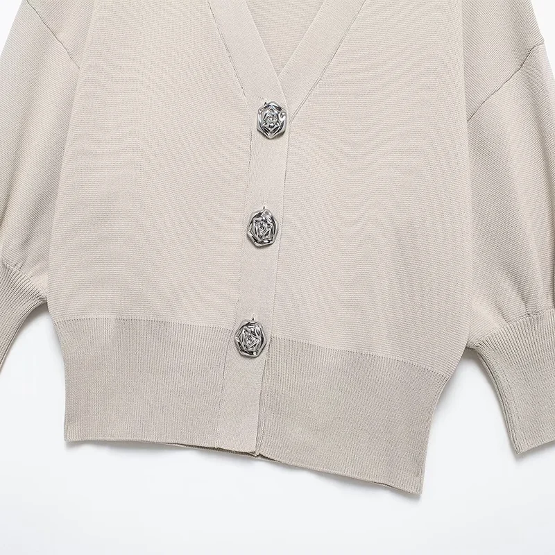 TRAFZA Flower Button Decoration For Women New Long Sleeved Loose Fit Woman Sweater Jacket Sleeve Short Autumn Knitwear Coat 
