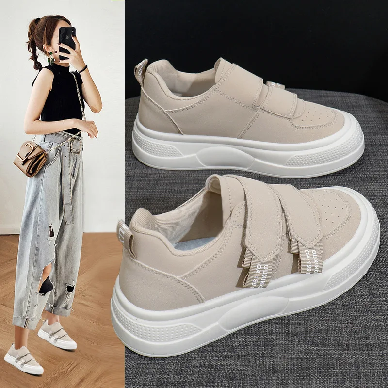 

2025 Spring White Shoes New Korean Edition Women's Height Increasing Thick soled Sports Board Shoes Casual Shoes