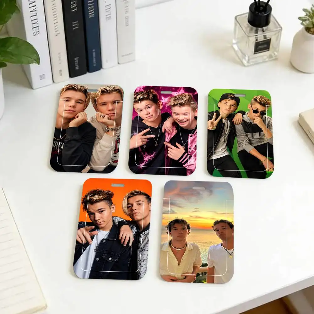 1pc Marcus And Martinus Music ID Card Sleeve School Card Access ID Card Bus Meal Card Protective Sleeve Easy Push