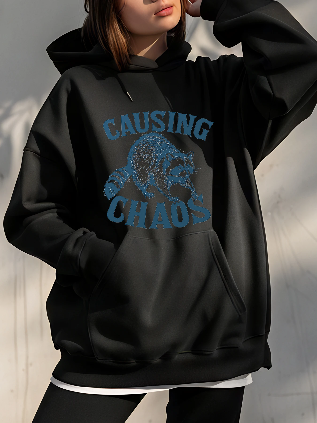 

Повседневная толстовка с капюшоном «Енот Causing Chaos» с принтом, толстовка большого размера, повседневная уличная одежда для женщин и мужчин, модная одежда унисекс