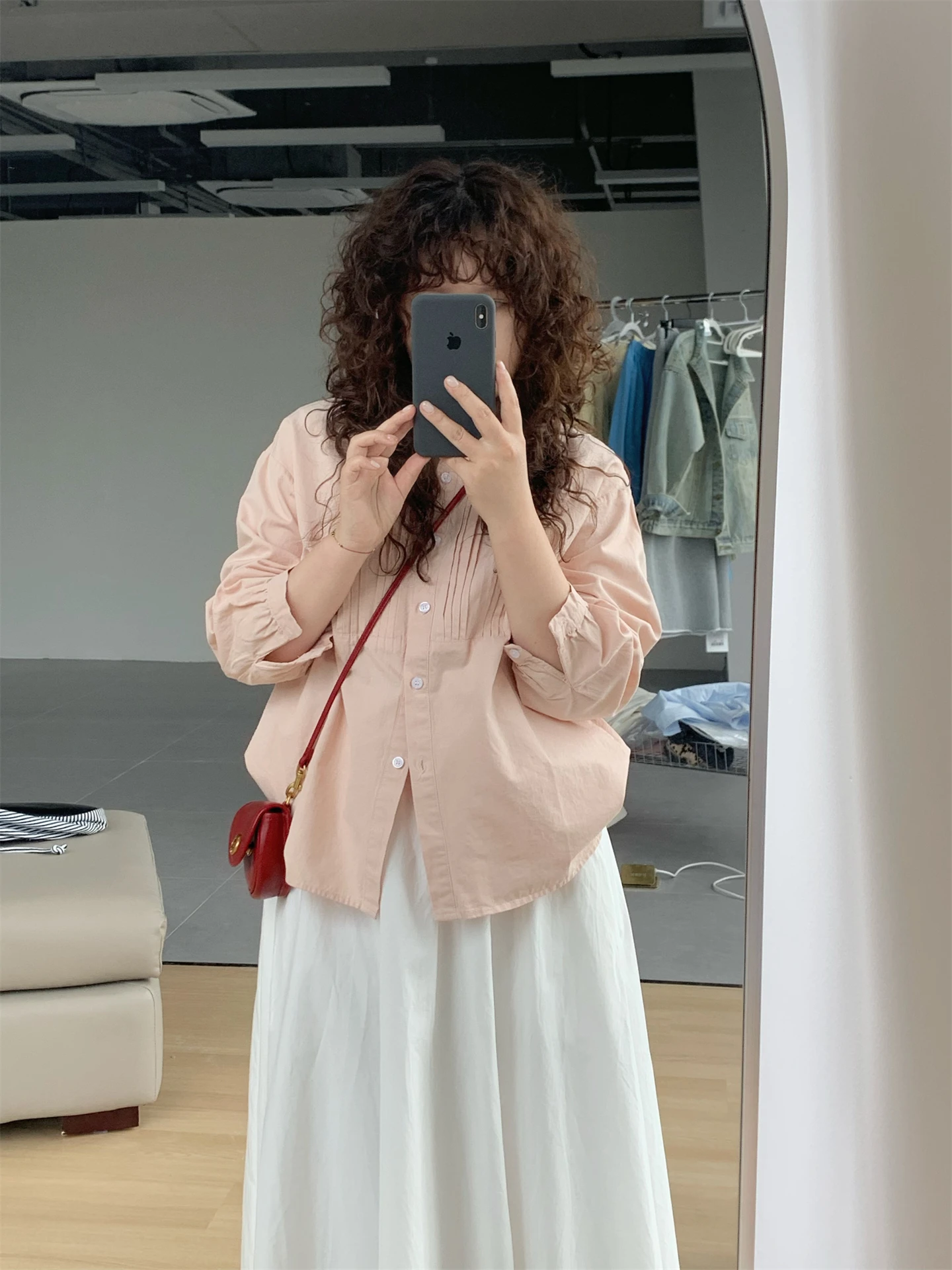 

Весенняя новинка: Корейская женская рубашка ZJJM свободного кроя, стройнящая, повседневная, модная, розовая, с длинным рукавом, универсальная, элегантная.