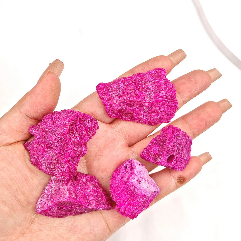 الحجر الأحمر روبي الأحجار الخام السائبة كريستال الكوارتز خزان الأسماك الأحجار الخام الأشعة فوق البنفسجية رد فعل الأحجار الكريمة لجمع بوهو الجمالية المعدنية الخام #4