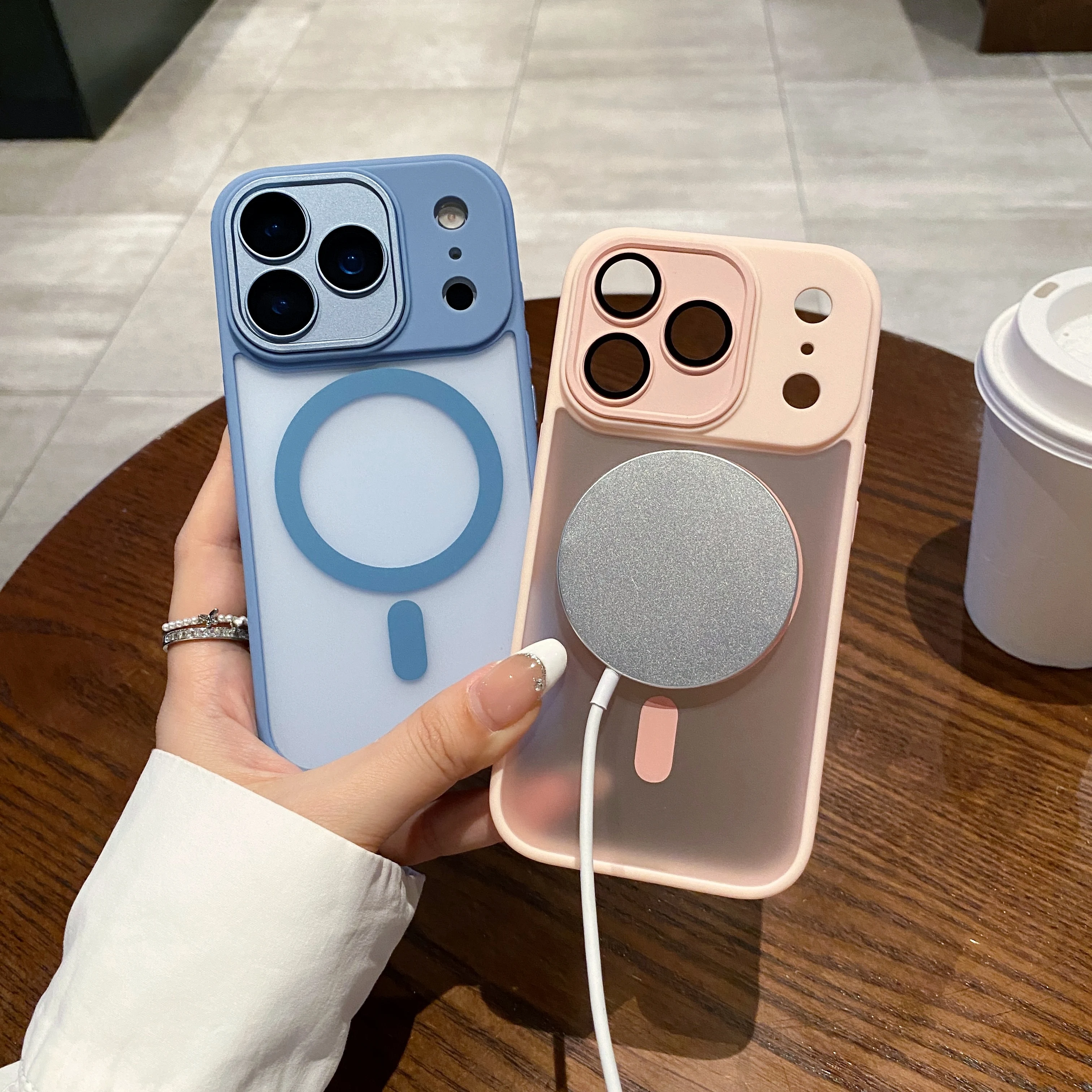 Luxury Matte Magnetic Wireless Charge Case For iPhone 17 Pro Max 17 Air 17 Pro 17 Lens Glass Film Clear Hard Bumper Back Cover - náhled 5