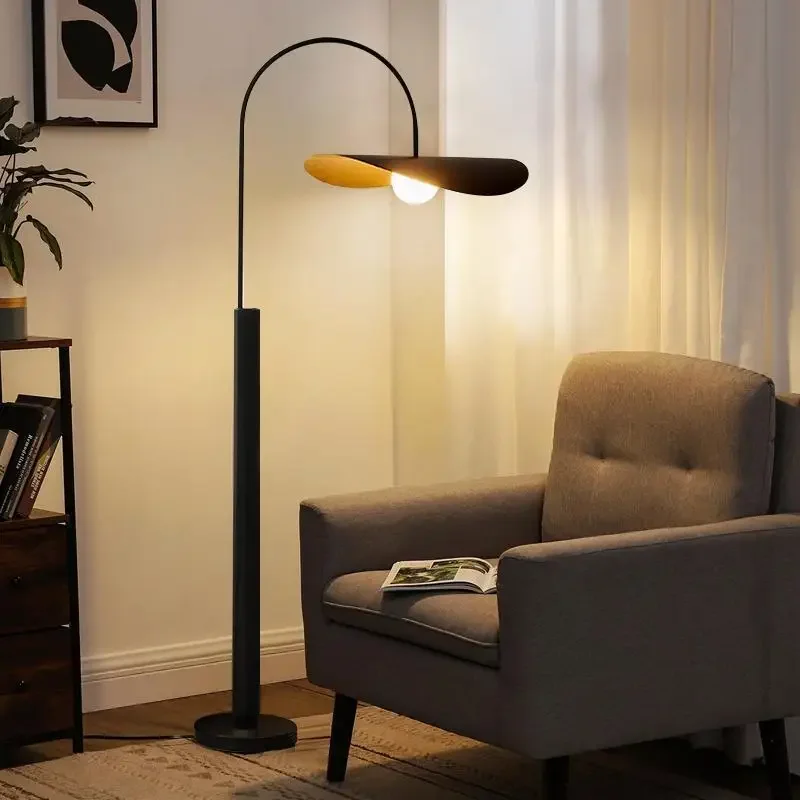 Canapé de salon, coin suivant, côté design premium, wabi-sabi, étude du vent, lumière d'ambiance de pêche