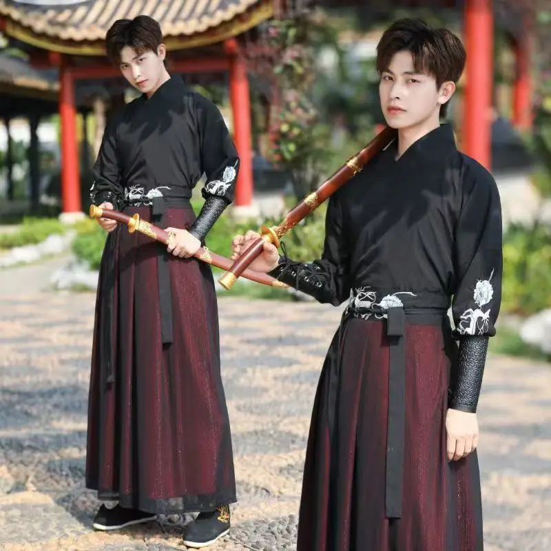 

Cool Stylish Swordsman Cosplay Hanfu Dress Ancient Fairy Deer Embroidery Traditional Costume Vintage Night Hero COS Clothing Boy