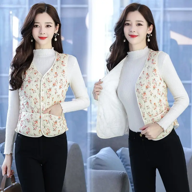 Warmth Down Vest with Floral Design Autumn Winter 2025 Thickened Cape Slim Fit Multi Functional​