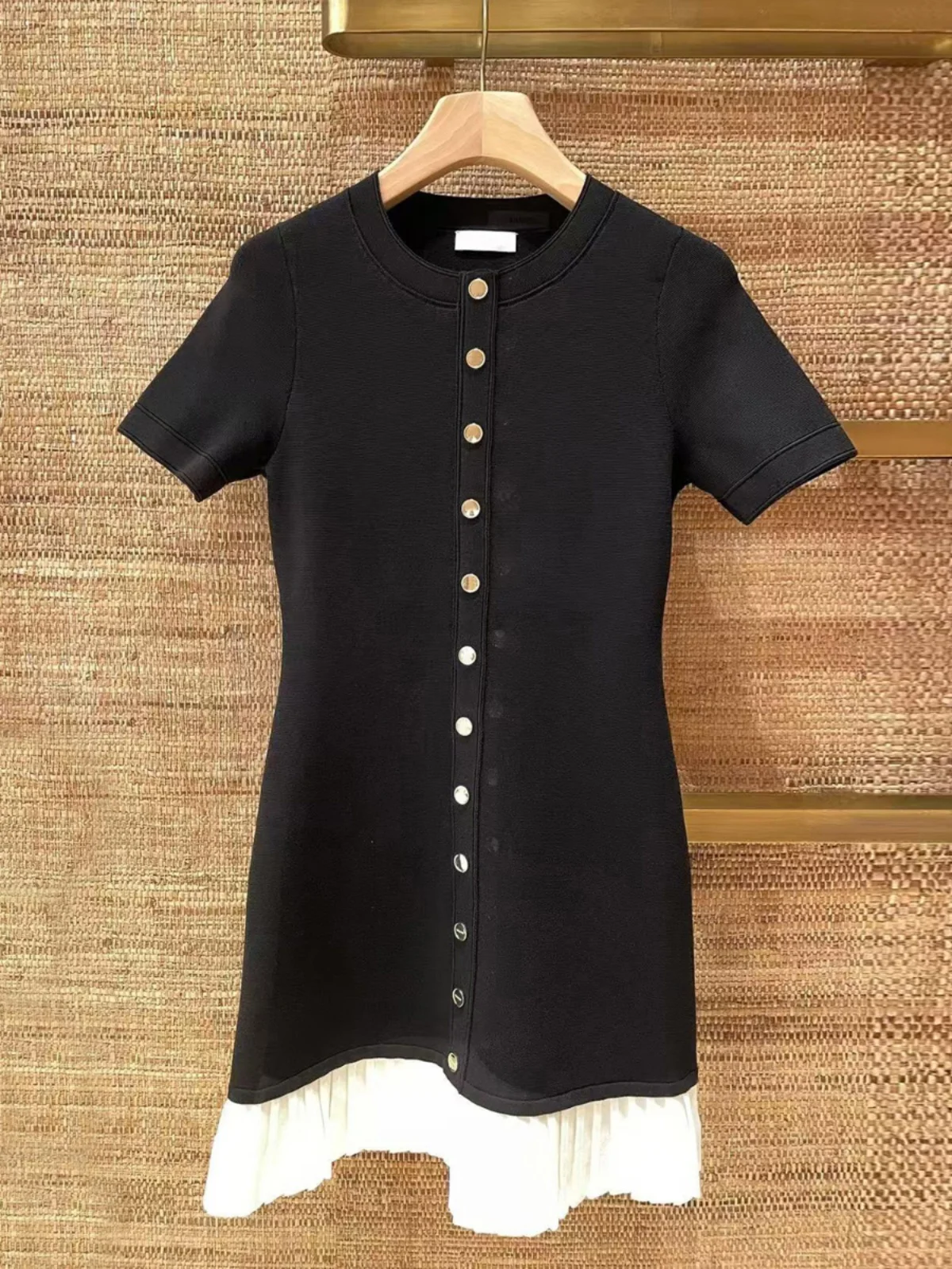 กระโปรงทรงเอวสูงถักนิตติ้ง Dr S Home South Oil แฟชั่นผู้หญิงระดับไฮเอนด์ สำหรับฤดูใบไม้ร่วง ดีไซน์จีบเข้ารูปช่วงเอว