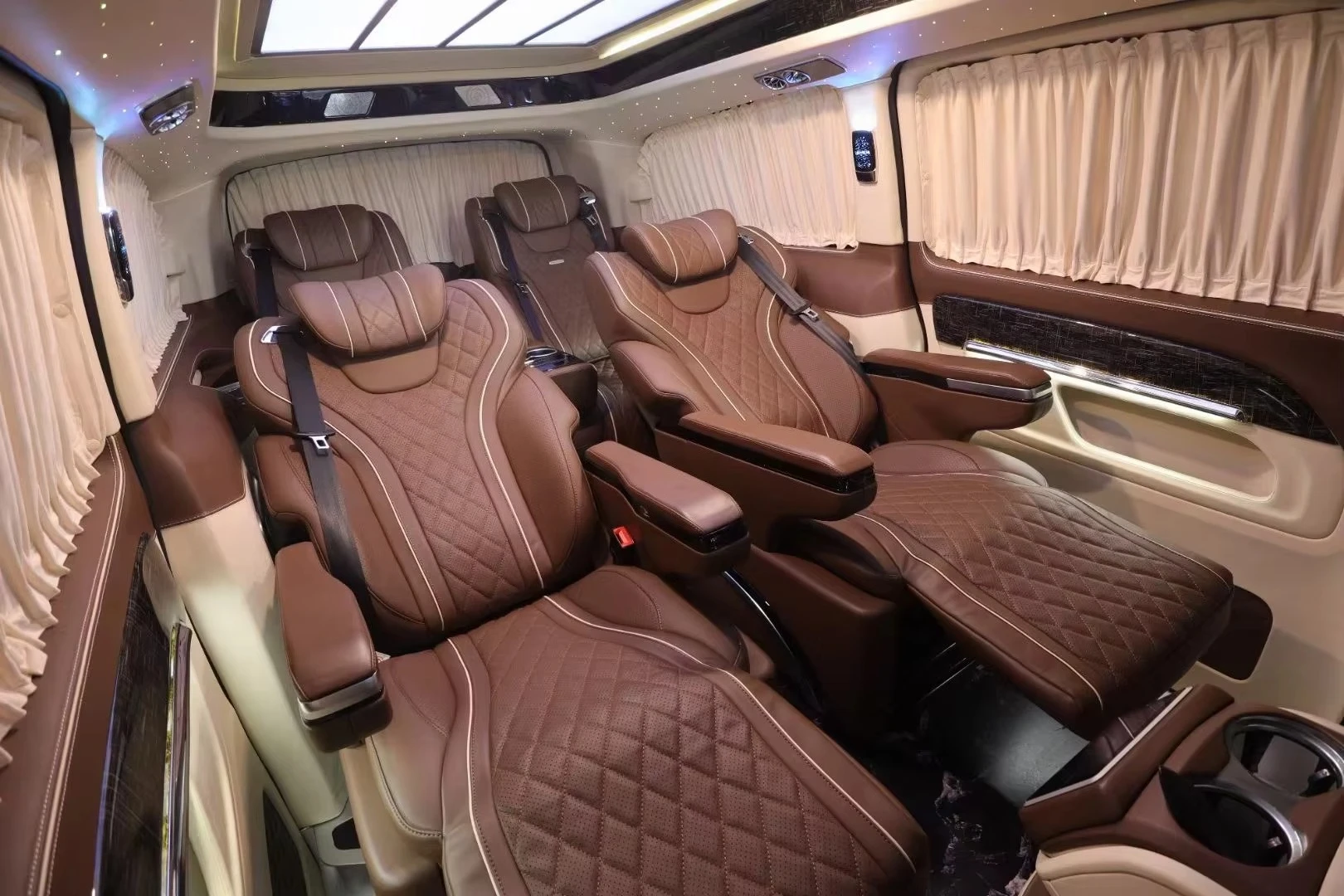 Factory Custom High Quality Deluxe Bench Car Seat Adjustable Leather Electric Truck Lift Seat