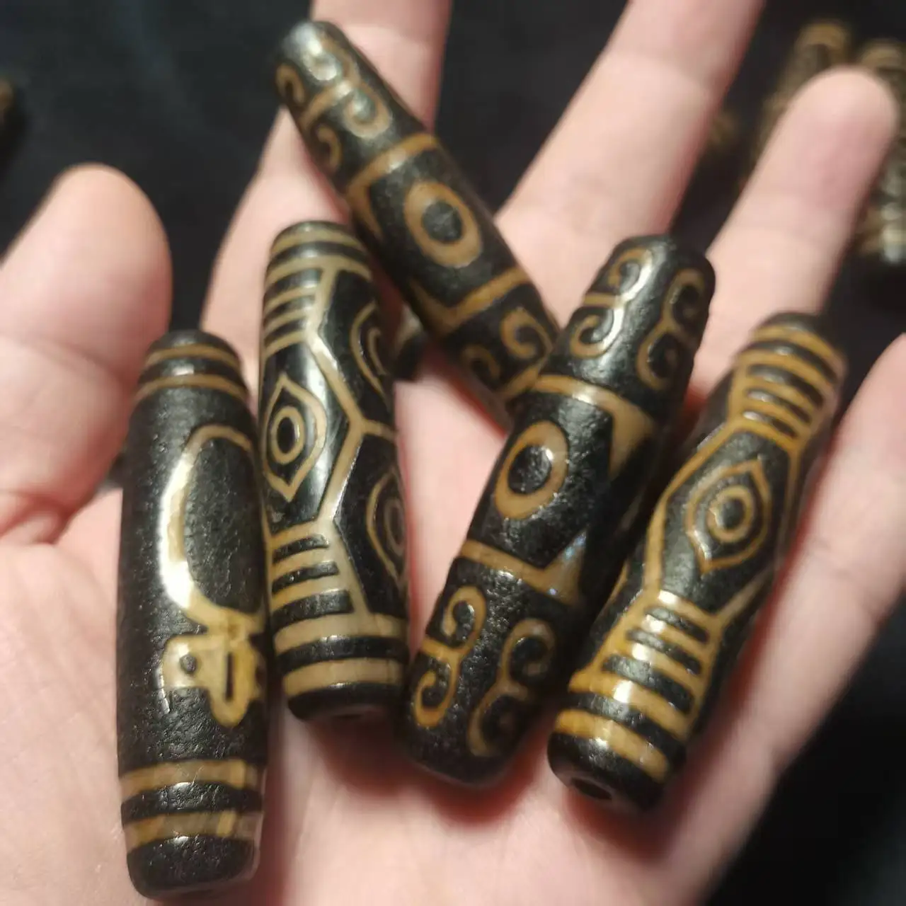 1pcs/lot 58mm Dragon Eyes wealth men lucky cloud Tibetan Dzi Beads Old different Patterns Amulet Pendant Necklaces