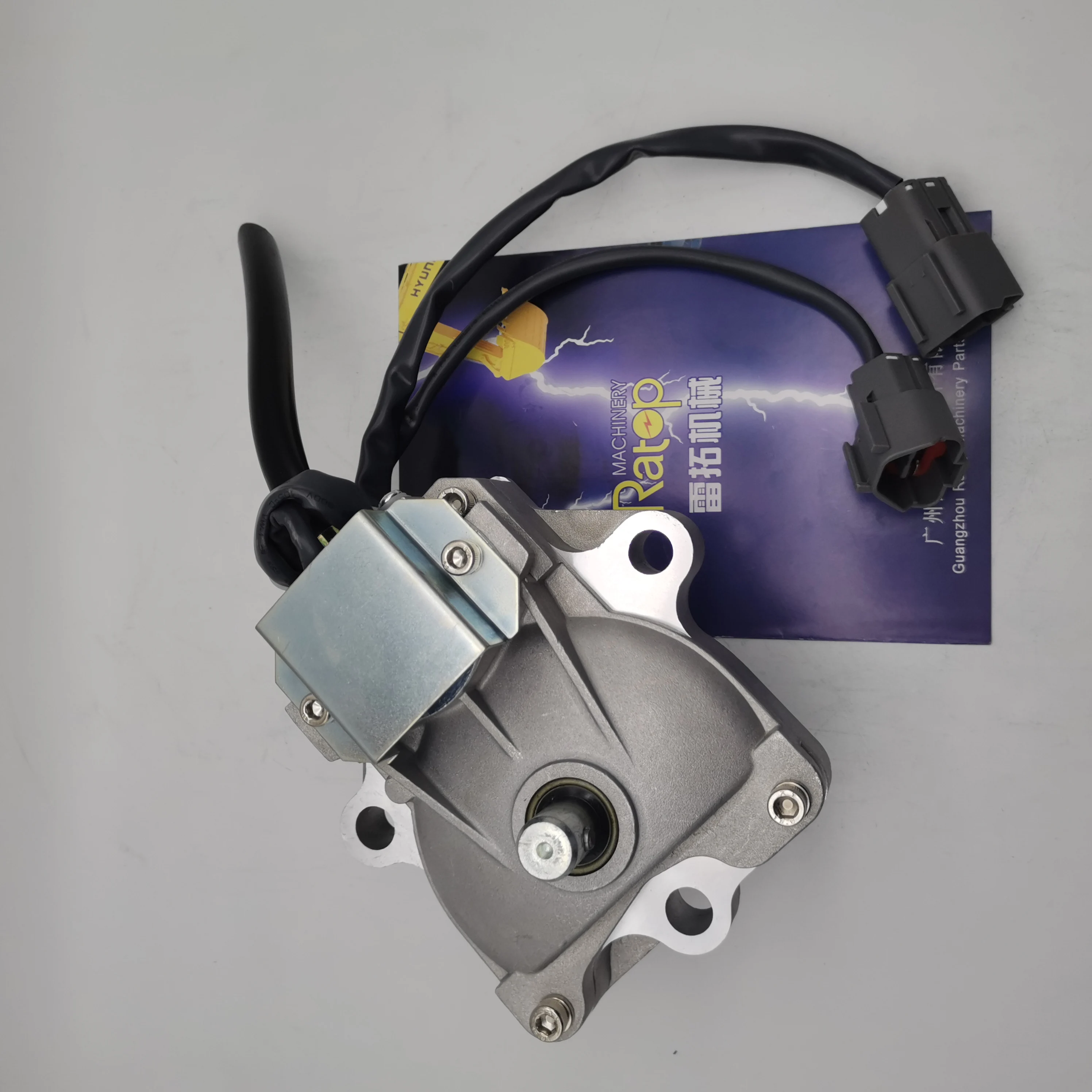 

ВЫСОКОКАЧЕСТВЕННЫЙ экскаватор PC200-6 PC220-6 PC300-6 Двигатель дроссельной заслонки Шаговый двигатель 7834-40-3000 7834-40-2000