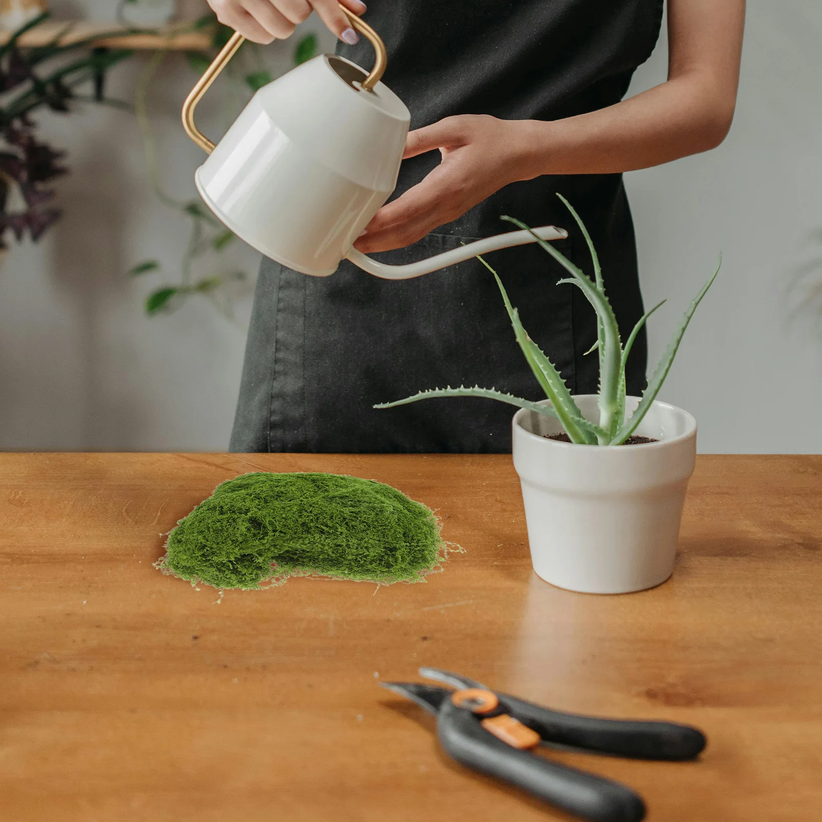 

100G Faux Moss For Plants Indoor Artificial Green Landscape Simulation Grass Decorative Moss For Planters Evergreen Planter