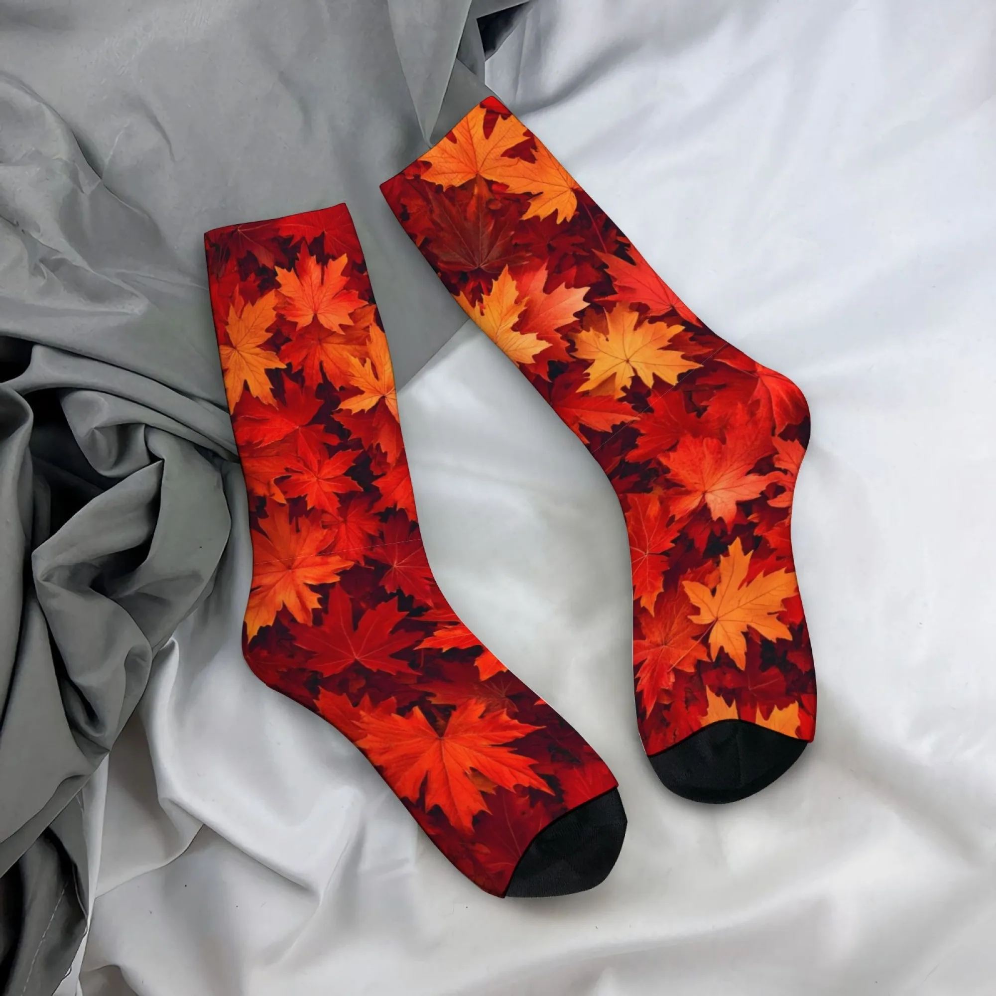 Maple Leaf Art Socks Skin-friendly Breathable Lightweight Men's Socks Fitness Hiking Climbing Fun Party Crazy Rock Sports Socks