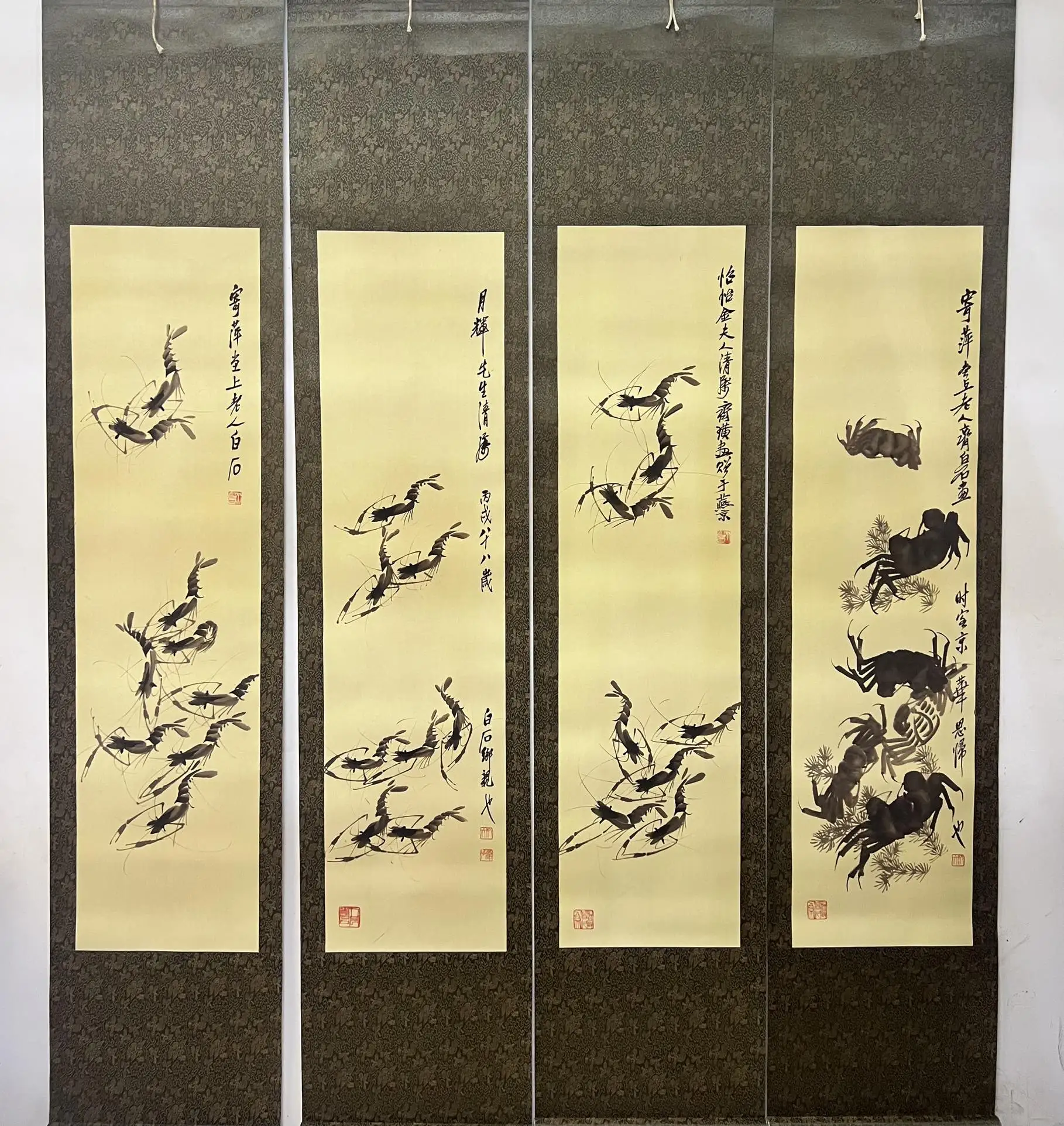 Flower and bird painting, four-panel central hanging—shrimp soldiers and crab generals, photographed from real objefree shippin