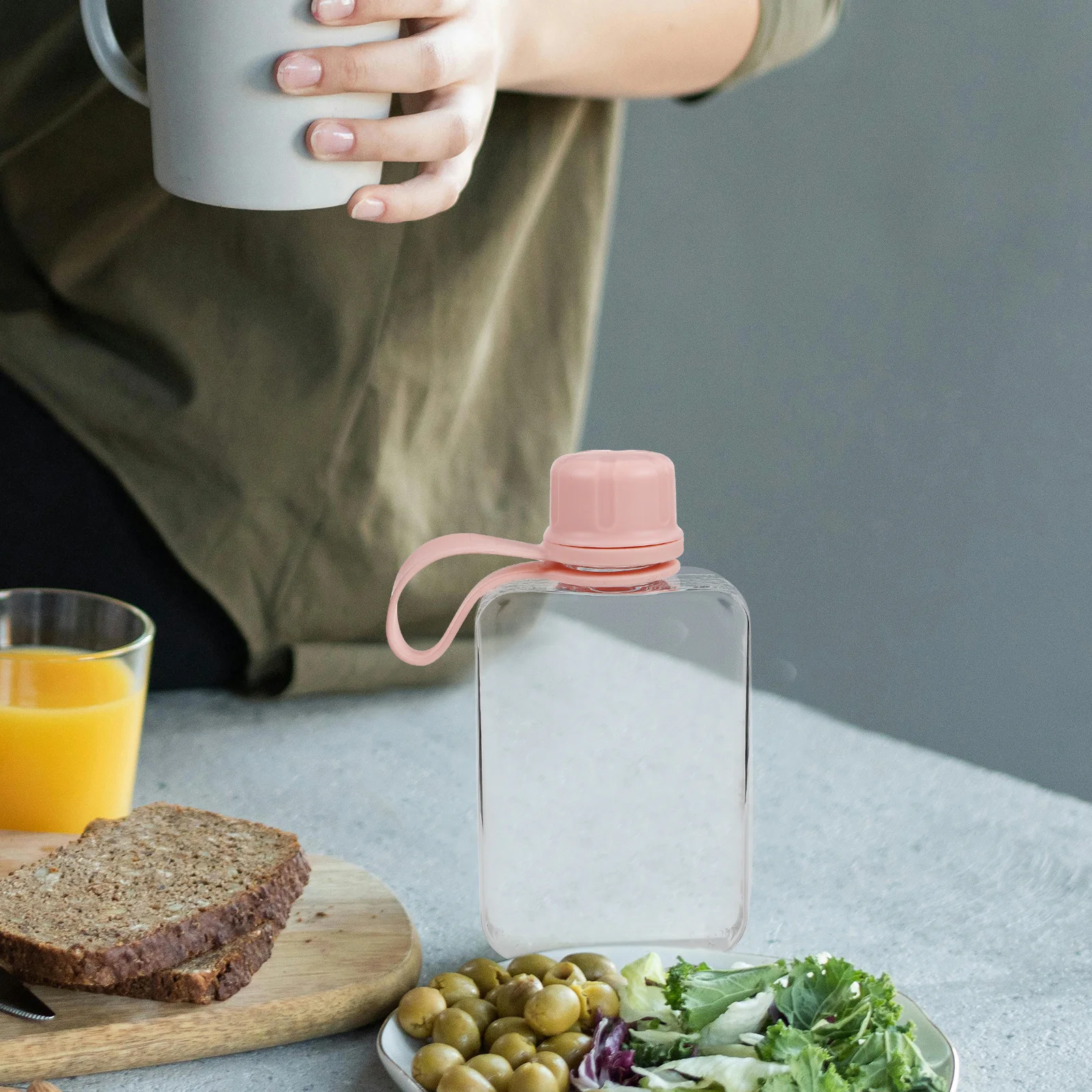 

2Pcs Compact Water Bottle 240ml Flat Flask Portable Leakproof for Purse Gym Outdoor Activities Slim Water Bottle