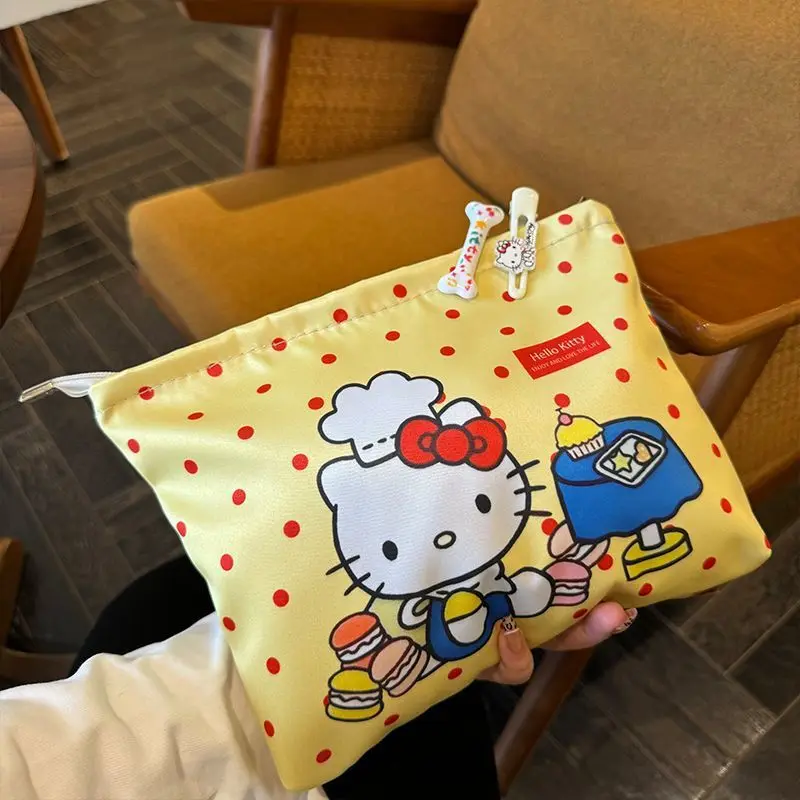 Sanrio Kawaii Hello Kitty Cosmetic Bag Cute Kt Pattern Portable Large Capacity Storage Toiletry Bag Kawaii Makeup Bag Gifts