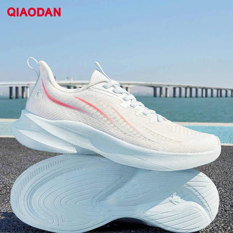 

QIAODAN легкие кроссовки для бега дышащая спортивная обувь мужские зимние уличные удобные кроссовки QXB023252231R