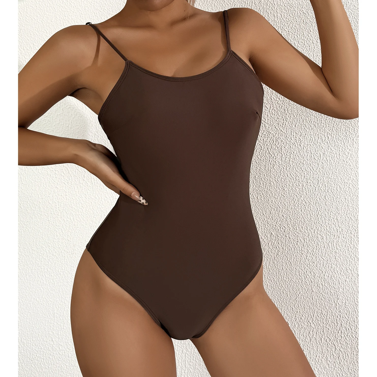 Neuer 2026 Sexy Rückenfreier Badeanzug mit Hohem Beinausschnitt für Damen, Einteiliger Badeanzug mit Polsterung, Einfarbig Kaffee, Badebekleidung V7089 – Detail 2