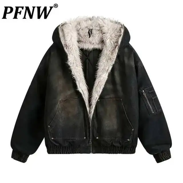 PFNW Menswear Thickened Denim Quilted Padded Jackets Autumn Winter Trend 2024 New Oversized Fur Collar Hooded Cotton-padded Coat Pfnw Menswear Thickened Denim Quilted Padded Jackets Autumn Winter Trend Oversized Fur