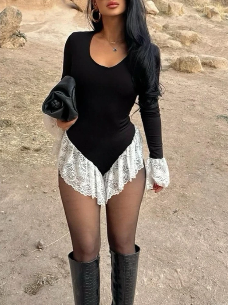 Tossy Fashion Lace Short Bodysuits Women Slim Patchwork Round Neck Long Sleeves Bodycon High-Waist Streetwear Female Bodysuits