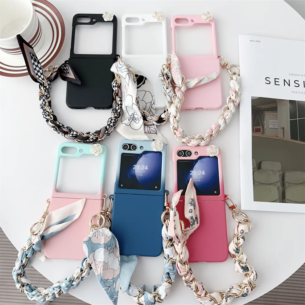 For Samsung Galaxy Z Flip 6 5 Case Fashion Bracelet Wrist Chain Lanyard Gradient Scarves Shockproof  Cover For Galaxy Flip 5 6