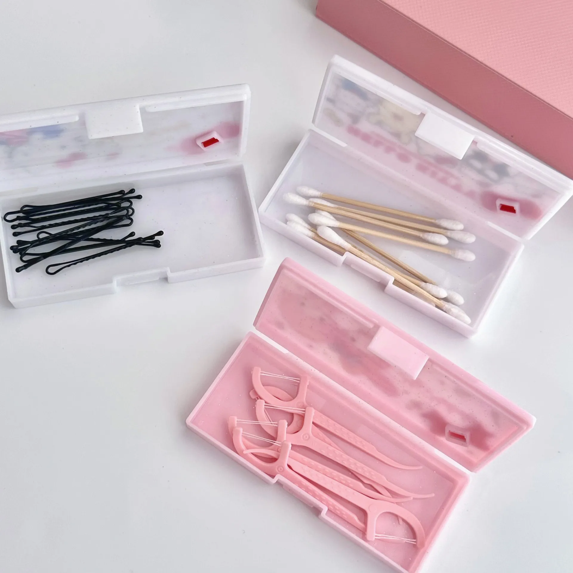 Nuovo Sanrio HelloKitty Melody stuzzicadenti filo tampone di cotone portatile casa piccola scatola di immagazzinaggio regalo per bambini