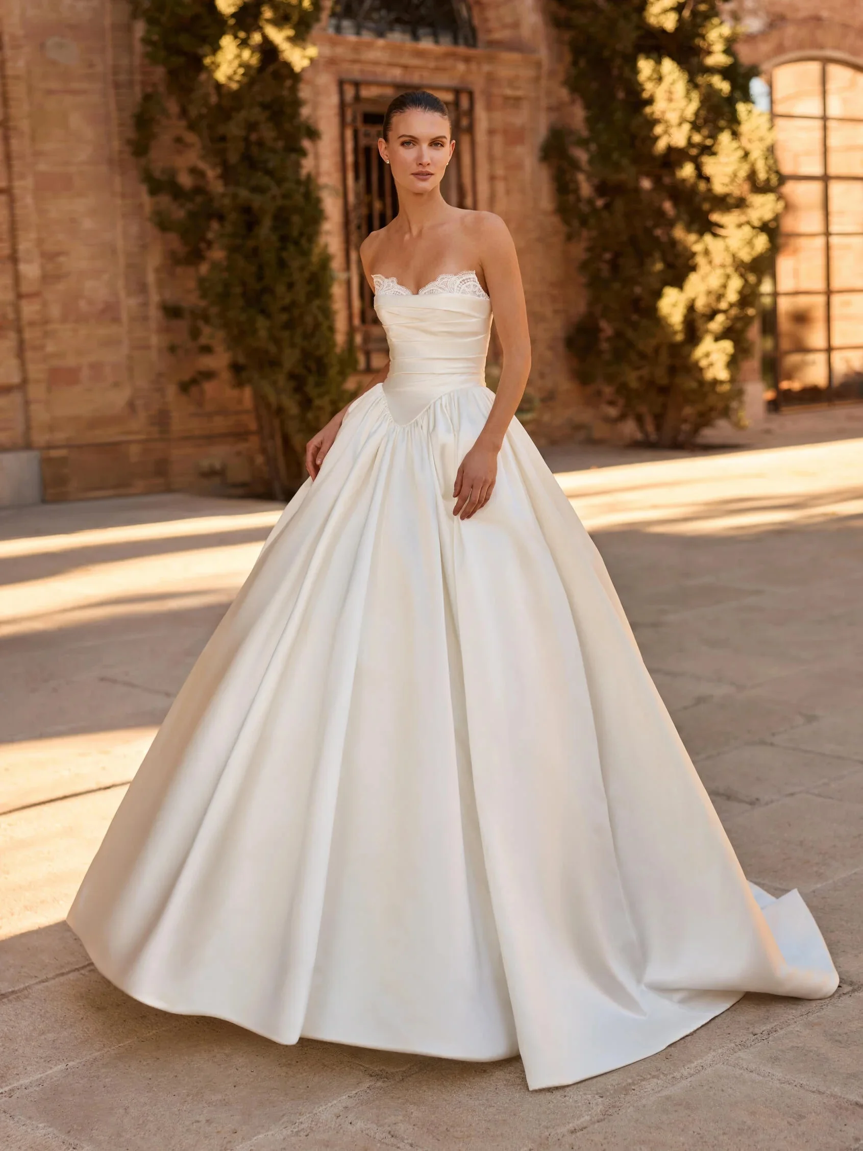 Vestido De Novia Desmontables Long Sleeve Princesa Minimalista Vestidos Elegantes 2027 Ball Gown Wedding Dress Satin Bespoke