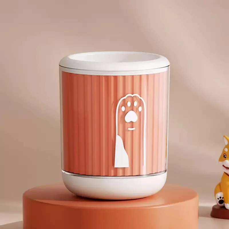 Cross-border pet foot-washing cup - perfect tool for cleaning dogs' paws and keeping cats' claws clean.