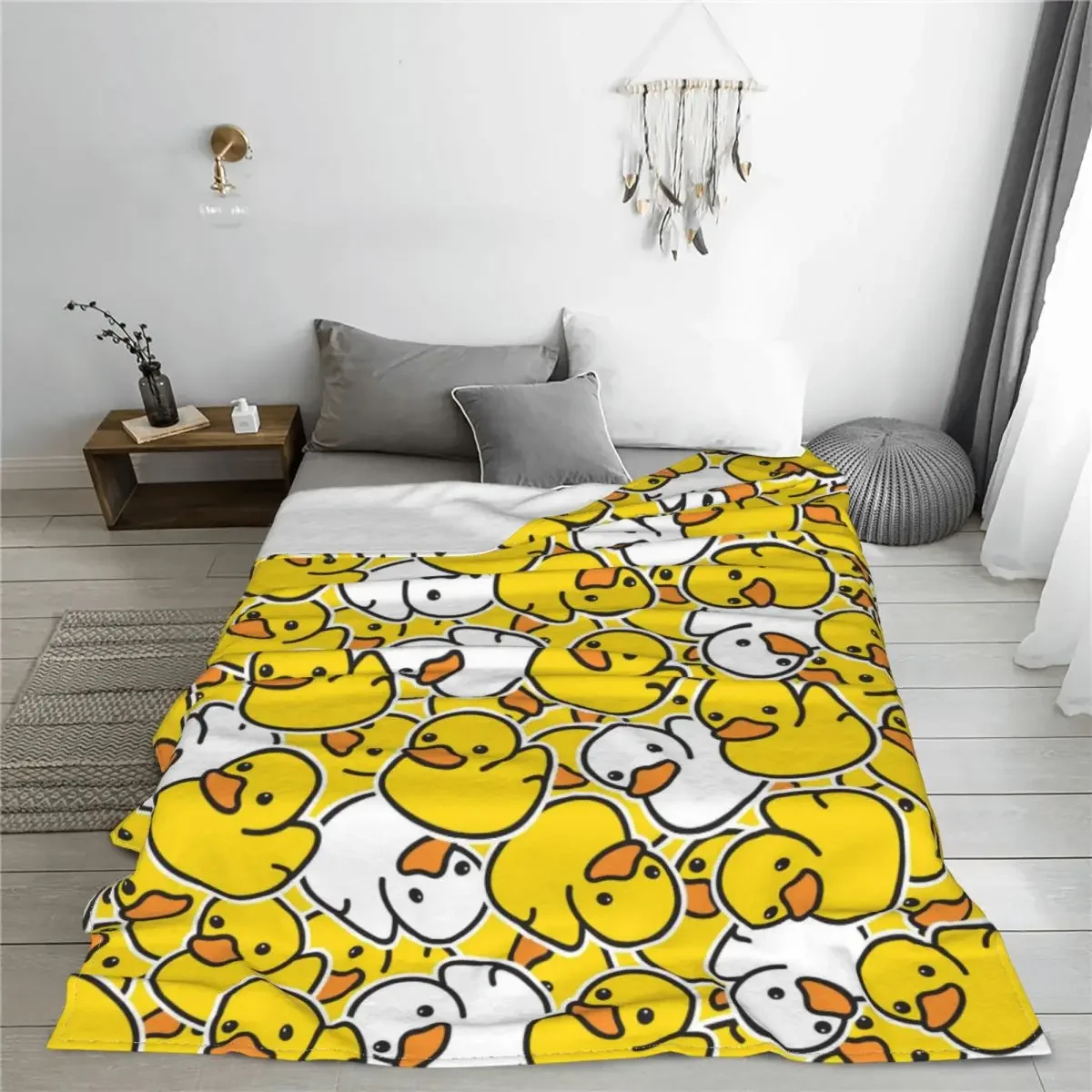 Cute Duck Pattern Ducky Cartoon Flannel Throw Blanket Animal Blankets for Bedding Car Super Soft Plush Thin Quilt