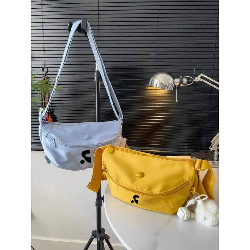 borsa-a-tracolla-in-nylon-con-blocchi-di-colore-casual-e-alla-moda-unisex-semplice-e-versatile-borsa-a-petto-borsa-a-spalla-per-il-tempo-libero-modello-nuovo-2026-di-tendenza
