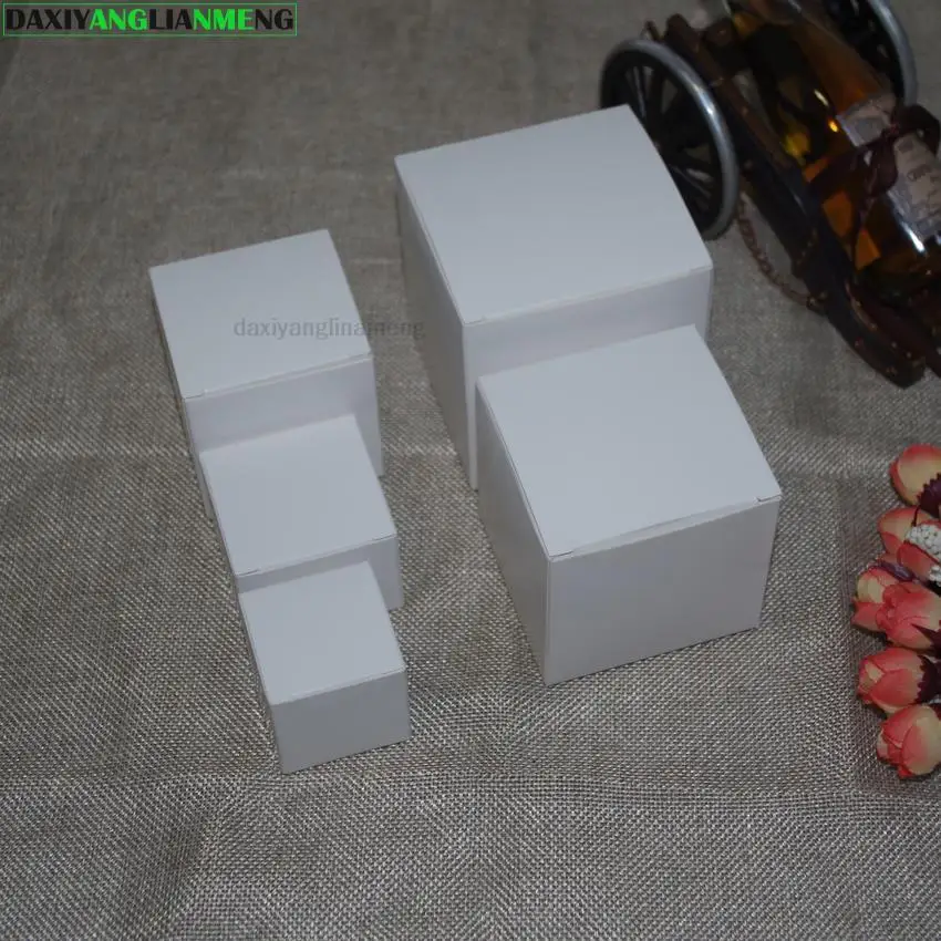 25pcs/Lot W 6 7 8 9 10 12x12 High 14~36cm LARGE Cosmetics Gift Packing Box Handmade Sprey Tube White Papercard Packaging Box