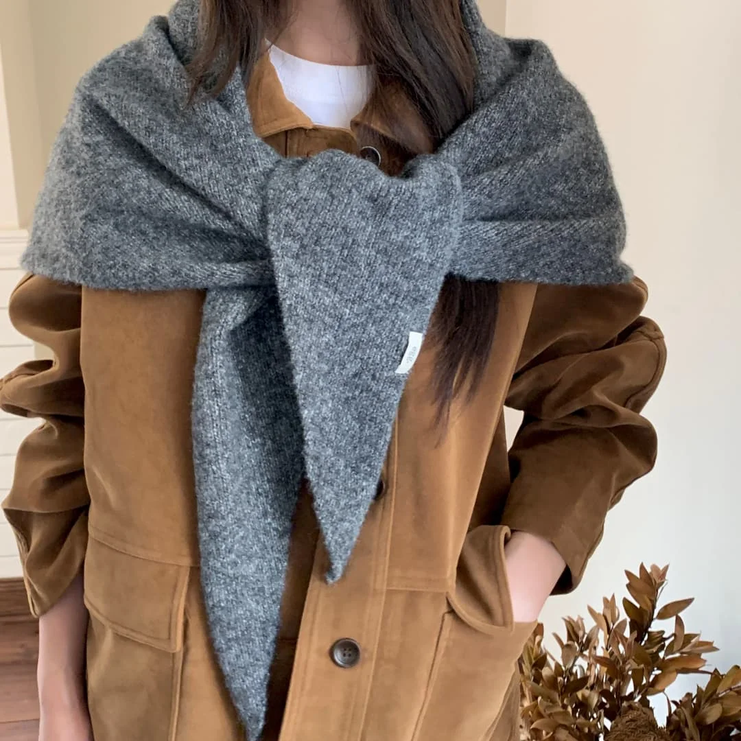 2026 NEW Korean Triangle Scarf Niche Wool Triangular Scarf Women Headscarf Knitted Scarf Multi-functional Warm Knitted Scarf