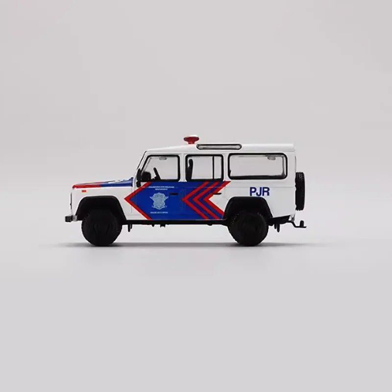 TSM MINI GT 1:64 Scale Land Rover Defender 110 Police Alloy Car Model Ornament Souvenir Display Collection Hobby Gift