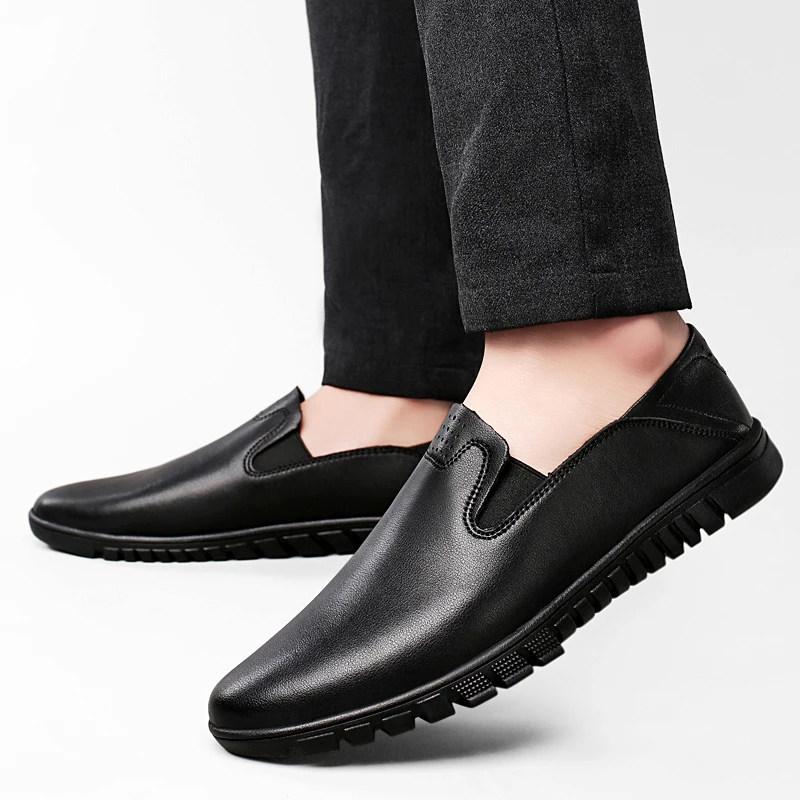 

Men Loafers slip on fashion Spring autumn Casual Shoes Men Breathable Genuine Leather Trend Loafers Italian Designer Moccasins