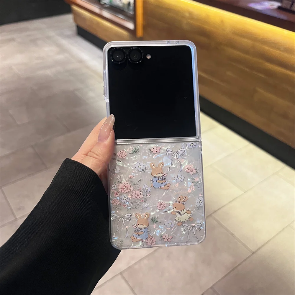 

Korean Cute Flower Pony Phone Case for Samsung Galaxy Z Flip7 6 5 4 3 Flip6 7 FE Flip5 4 3 Cover Cartoon Bear Shockproof Funda