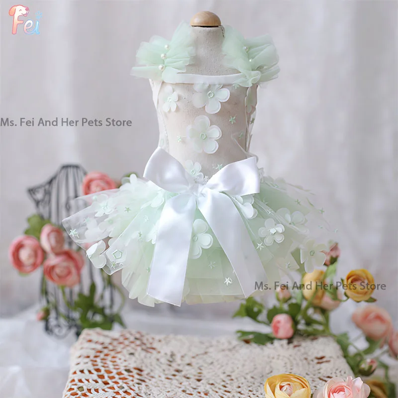 

Princess Dresses for Small Medium Dogs Luxury Handmade Hollow Lace Flower Bow Chihuahua Pet Clothing Fashion New