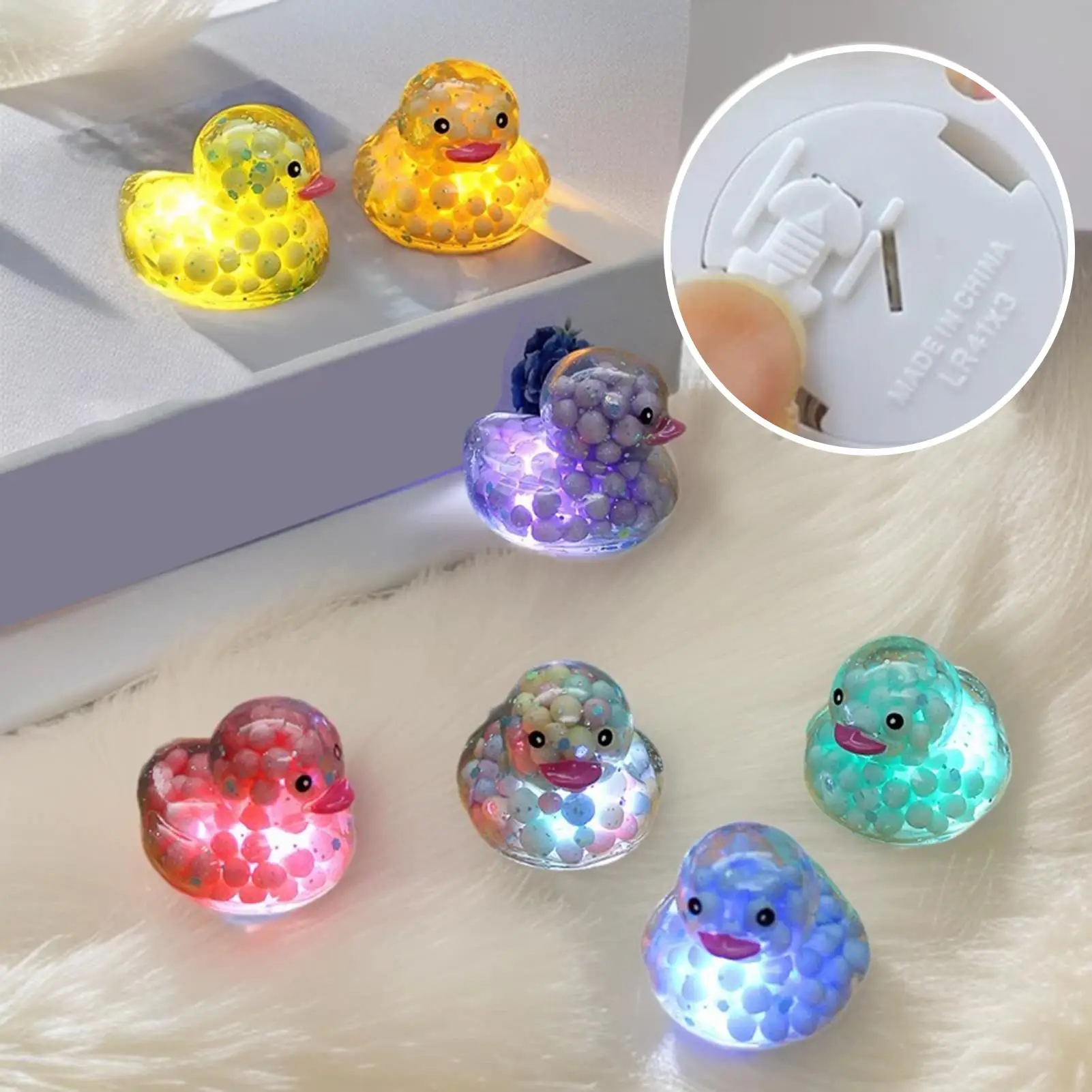 Light Up Ducks Toy Birthday Party Supplies Classroom Prizes LED Glowing Duck For Boys Girls Nursery Bedroom Desk Travel Car