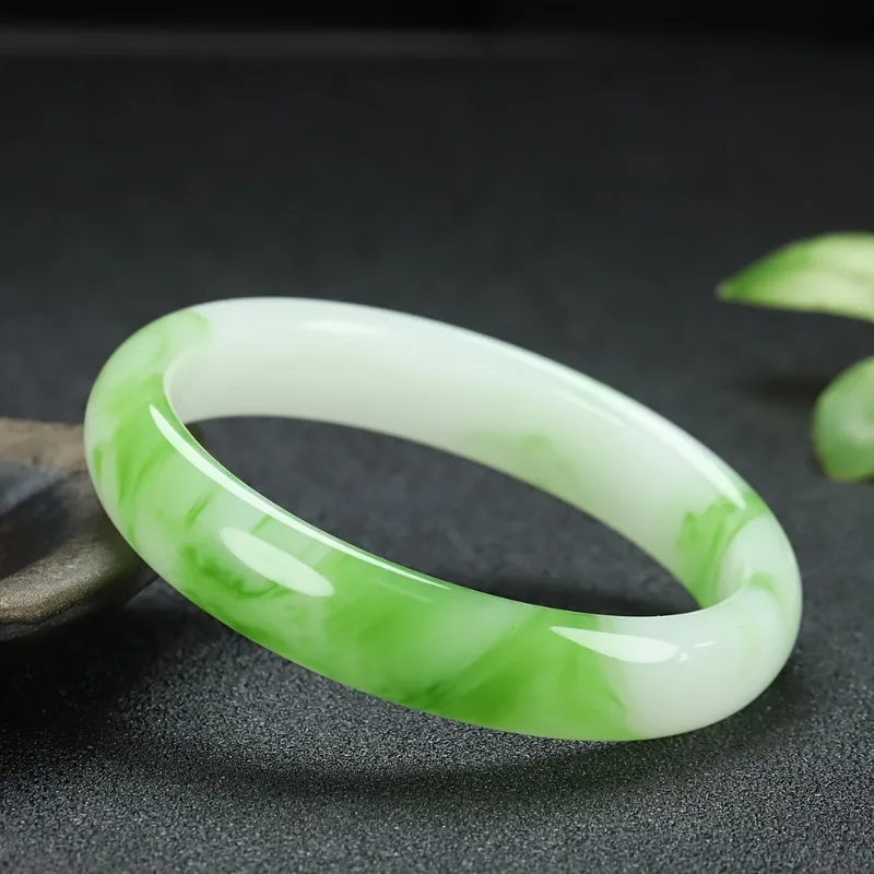 

New Natural Ice Green Floating Flower Women's Bracelet, Elegant Style