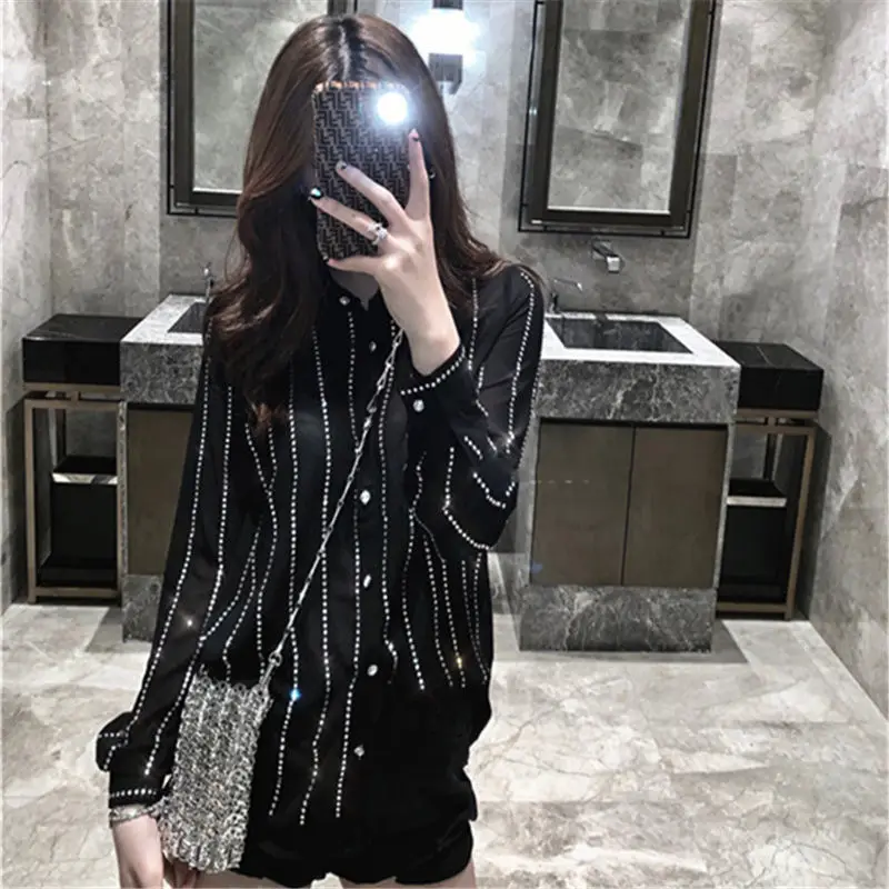 Luxury Blingbling Vertical Hot Drilling Loose Women Shirts 2025 New Spring Retro Design Black Long Sleeve Blouses Chiffon Top