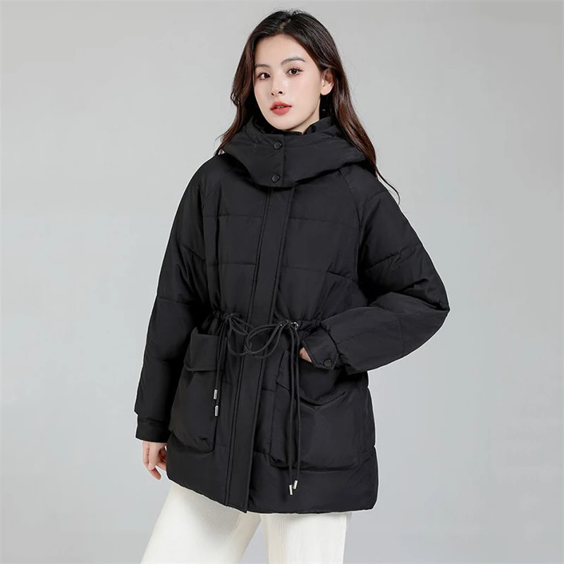 Giacca invernale in cotone medio-lungo donna 2023 nuovo cappotto con cappuccio colletto rialzato moda capispalla allentata addensare Parka soprabito femminile